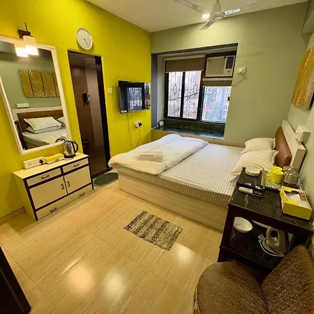 1 Bedroom Studio Apartment- Close To Bkc
